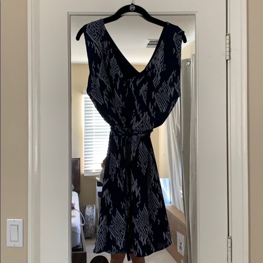 BB Dakota | printed double V dress